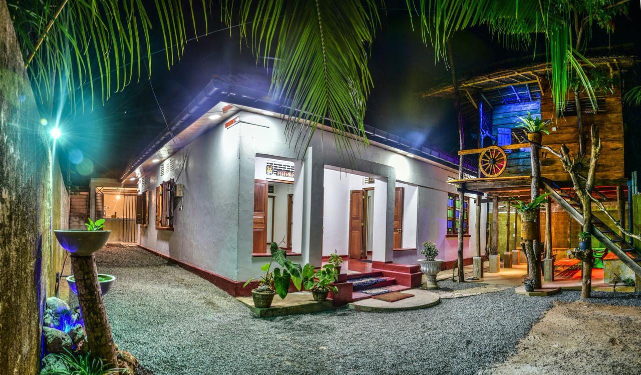 Sena'S Place Хиккадува Экстерьер фото
